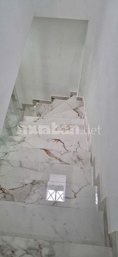 Nhà 1lầu BTCT.mới đẹp vô ở liền phù hợp gia đình vợ chồng trẻ .