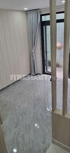 Nhà 1lầu BTCT.mới đẹp vô ở liền phù hợp gia đình vợ chồng trẻ .