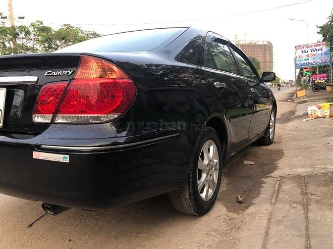 cần bán nhanh TOYOTA CAMRRY 2.4 còn rất đẹp