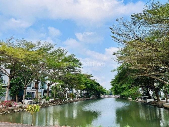 CHỦ GẤP BÁN NHÀ VIEW KÊNH ĐÀO - CẠNH PHÚ MỸ HƯNG 300m 