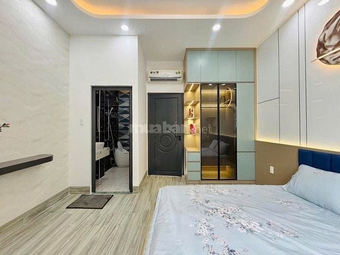 NHÀ SÁT MẶT TIỀN ĐƯỜNG TRẦN QUANG KHẢI, TÂN ĐỊNH, QUẬN 1. HXH 6M