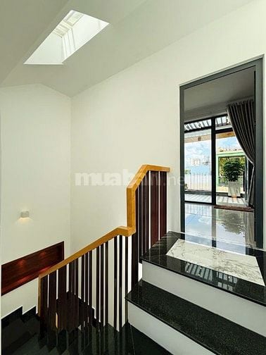 Nhà Lý Chính Thắng, Q3, hẻm thông Hoàng Sa- 62,3m2/ 4Tỷ 6- Sổ Riêng