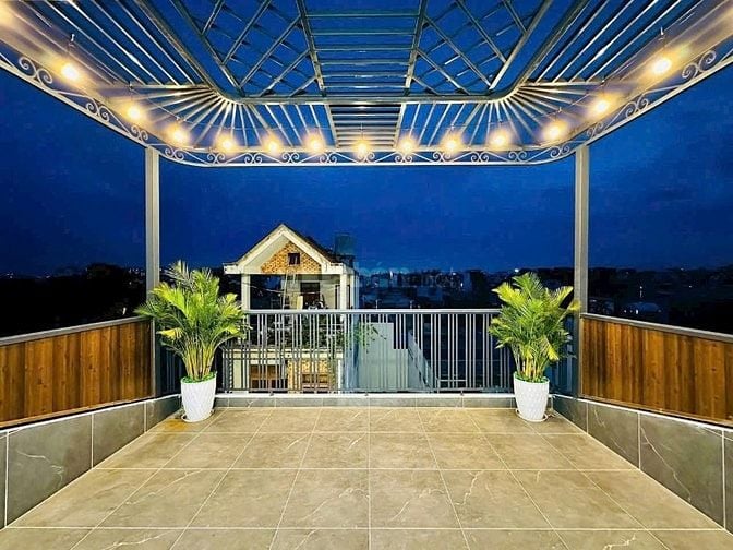 Nhà Hẻm Rộng 5M Đường Nguyễn Thị Minh Khai, Q3 - 4 Tỷ 3/ 60m2 - SHR