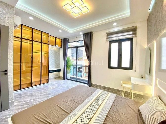 Nhà Hẻm Rộng 5M Đường Nguyễn Thị Minh Khai, Q3 - 4 Tỷ 3/ 60m2 - SHR