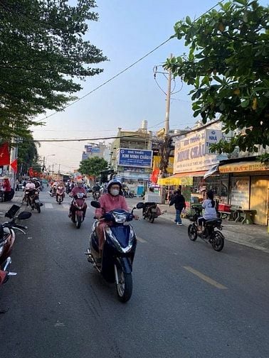 Bán nhà mặt tiền Đông Hưng Thuận 02, Quận 12, 4x26m, sổ hồng chính chủ