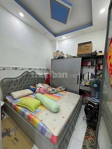 GÓC PASS NHÀ BÊN GÒ VẤP VÌ CÔ CHÚ TƯ QUA PHÁP Ở VỚI CON - GIÁ 2TỶ040