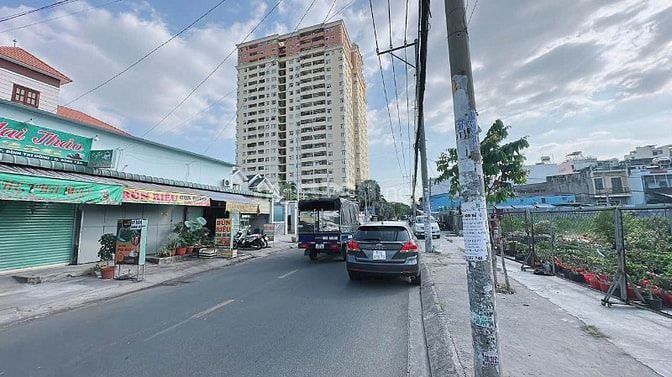 Bán gấp khuân đất lớn Trương Phước Phan - P. Bình Trị đông- Quận Bình 