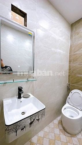 Bán nhà đẹp ngay chợ Nghĩa Phát,P6,Quận Tân Bình,50m2 4PN giá 2tỷ5 