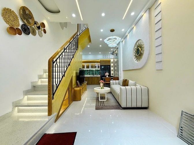 CHÍNH CHỦ BÁN NHÀ 169/NGUYỄN TƯ GIẢN 2LẦU ĐÚC 3PN FULL NỘI THẤT
