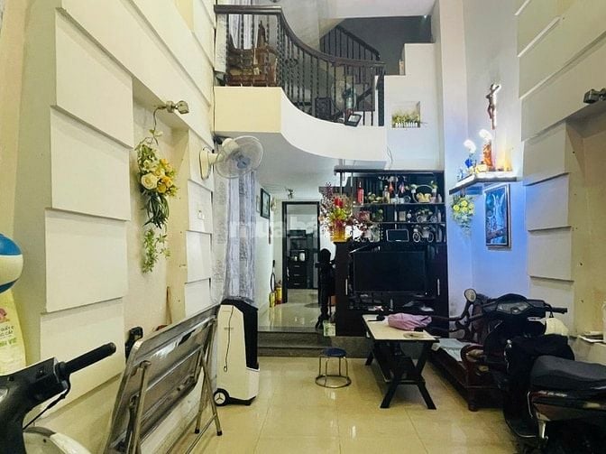 Hẻm xe hơi Nguyễn Kiệm-NG Đ Chiểu Ngang 4m 5Tầng,6PN,Nở Hậu 7m,An ninh