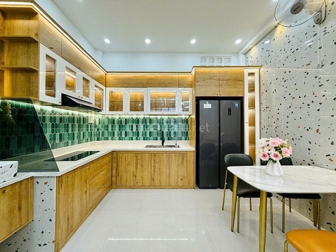 CHÍNH CHỦ BÁN NHÀ 169/NGUYỄN TƯ GIẢN 2LẦU ĐÚC 3PN FULL NỘI THẤT