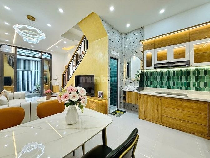 CHÍNH CHỦ BÁN NHÀ 169/NGUYỄN TƯ GIẢN 2LẦU ĐÚC 3PN FULL NỘI THẤT