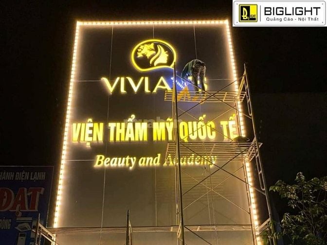 Làm Bảng Hiệu Đèn LED Giá Rẻ Tại Đà Nẵng
