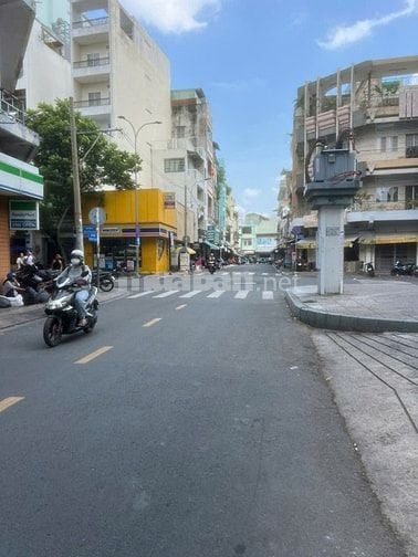 Bán gấp nhà mặt tiền Dương Tử Giang P14 Quận 5, khu kinh doanh sầm uất