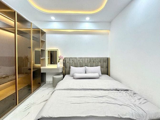 ⭐️Nhà 2 Lầu tuyệt đẹp Cao Cấp góc 2 mặt hẻm Nguyễn Kiệm, P4, Q.Phú Nhu
