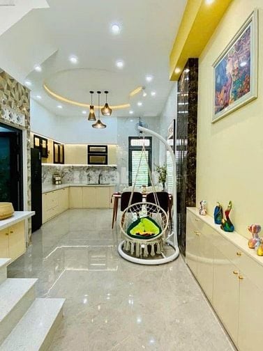 Đẹp Không Góc Chết! Nhà 3 Tầng Thạnh Lộc,Q12 Giá 2ty380.Hẻm oto.Sổ sẳn