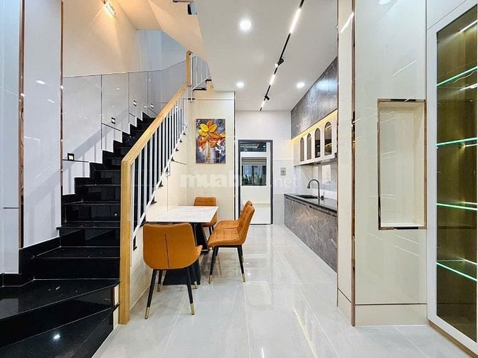 CHỦ BÁN NHÀ 248/ ĐS8 ĐÚC 1LẦU 3PN FULL NỘI THẤT GIÁ MỀM CHO KHÁCH