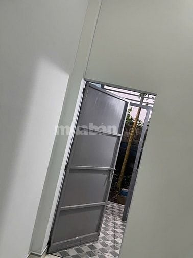 Bán Gấp nhà Tân Thạnh Đông, 500m ra chợ chiều, hoàn công đầu đủ
