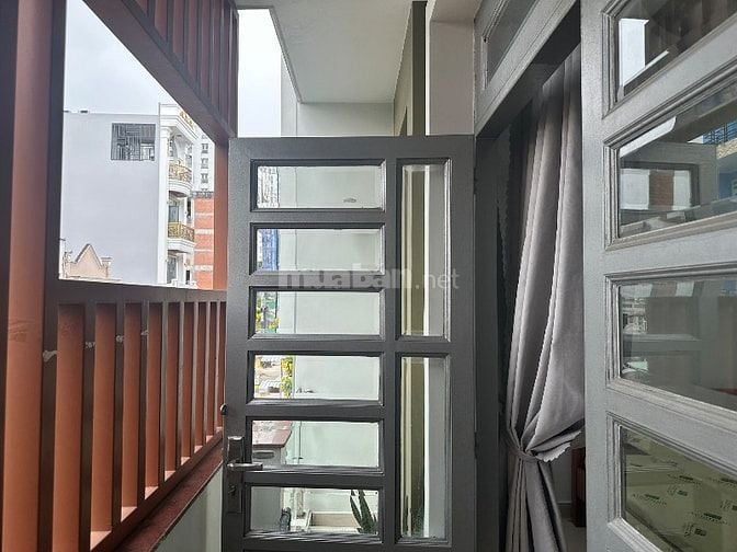 Chính chủ, 30m2, phòng đầy đủ nội thất, yên tĩnh, tự do, hẻm xe hơi