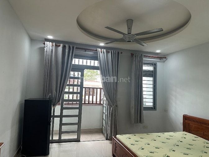 Chính chủ, 30m2, phòng đầy đủ nội thất, yên tĩnh, tự do, hẻm xe hơi