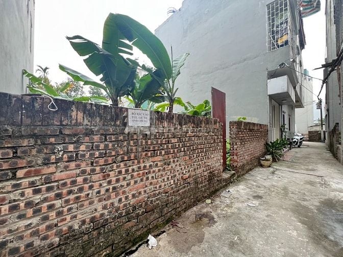 PHÚC LỢI. 136M2 ĐẤT. GIÁ TỐT.  Ô TÔ ĐỖ GẦN, VÀI BƯỚC RA CHỢ. 10.8 TỶ 