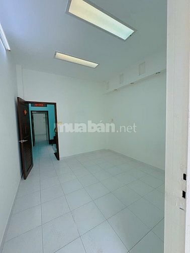 Giá tốt 10,6 tỷ – nhà Nguyễn Trãi Q5, 3,35×12,9m, 4 tầng, sổ riêng