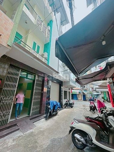Giá tốt 10,6 tỷ – nhà Nguyễn Trãi Q5, 3,35×12,9m, 4 tầng, sổ riêng
