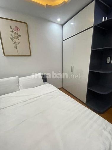 Cho thuê nhà Văn Miếu, full nội thất cao cấp từ A->Z, môi giới 80% HH