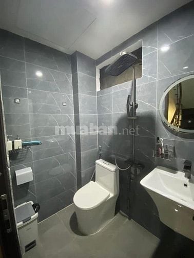 Cho thuê nhà Văn Miếu, full nội thất cao cấp từ A->Z, môi giới 80% HH
