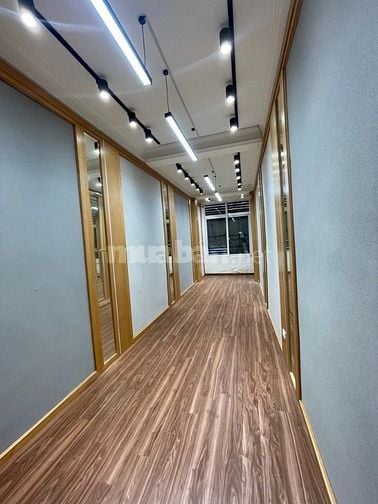 BÁN NHÀ MẶT PHỐ - ĐƯỜNG LÁNG 𝟏𝟎𝐓𝐘̉ SĐCC  𝟑𝟑𝐌𝟐𝐱𝟑𝐓𝐀̂̀𝐍𝐆