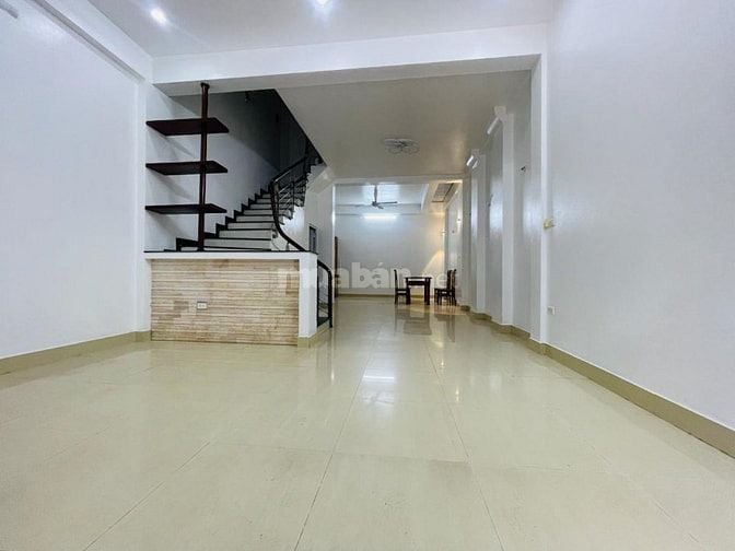 Mậu lương vip 60m 4 tầng Mt 5 m tài chính 14x tỷ lh 0376655225