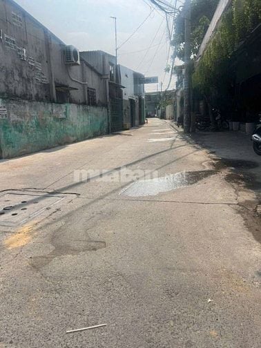 BÁN ĐẤT TẶNG NHÀ CẤP 4 ĐÔNG THẠNH HÓC MÔN - 135M2 GIÁ CHỈ 5.35 TỶ