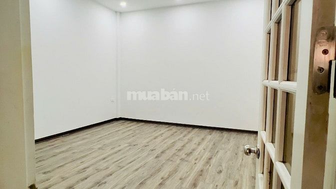 Cho thuê nhà nguyên căn tại lối 2 đường Giảng văn Minh