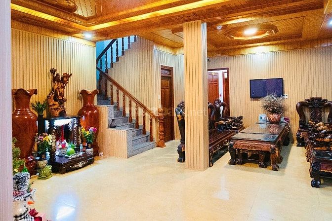 Cho thuê MB 1500m2. Ngay Quảng Trường ĐÀ LẠT. Ngang 39m HĐ dài hạn.