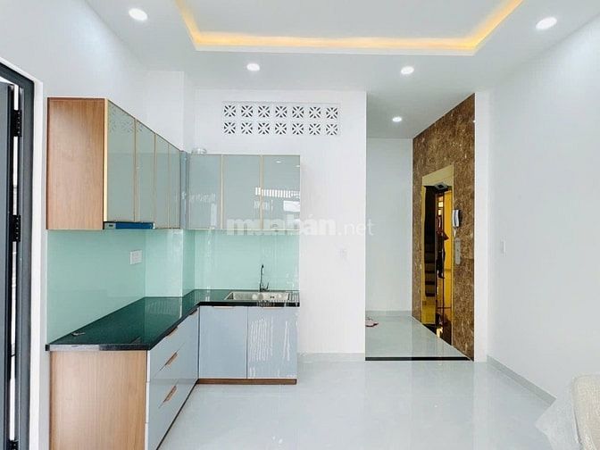 Bán nhà mới HXH Đặng Văn Ngữ 43m2 nở hậu 5.6m có thang máy 3 tầng