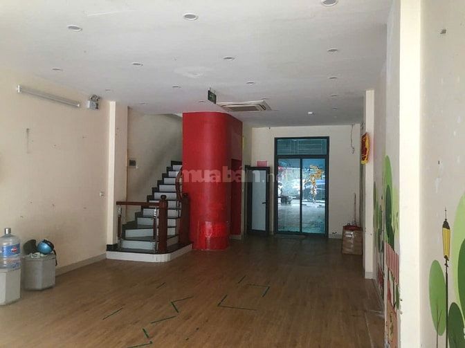 Cho thuê nhà 05 tầng tại 609 Trương Định