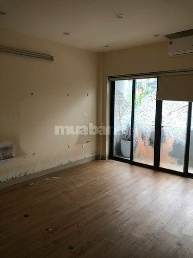 Cho thuê nhà 05 tầng tại 609 Trương Định