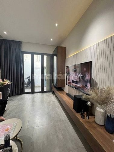 Nhà phố 2 tầng, DTSD 52m2, full nội thất. Nhỉnh 4 tỷ