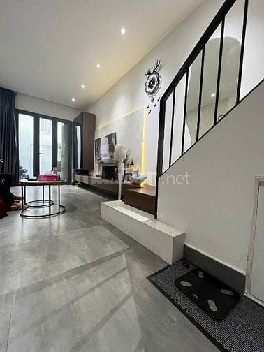 Nhà phố 2 tầng, DTSD 52m2, full nội thất. Nhỉnh 4 tỷ