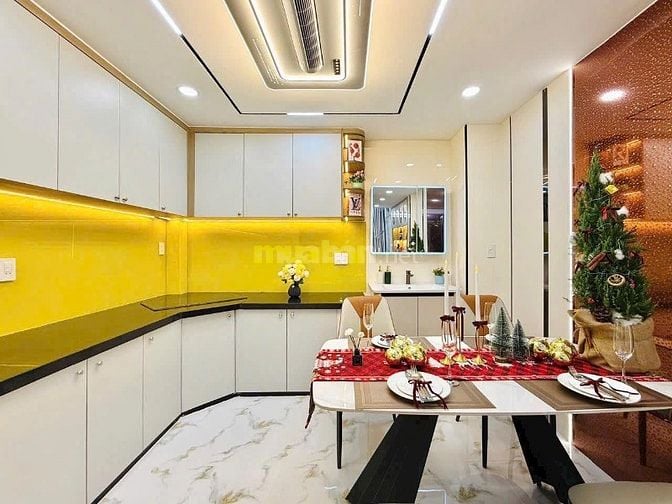 RẤT HIẾM - NHÀ 3TẦNG Đ.Trần Cao Vân, 53,5m2 Chỉ 3.8 TỶ Ngay Phú Nhuận 