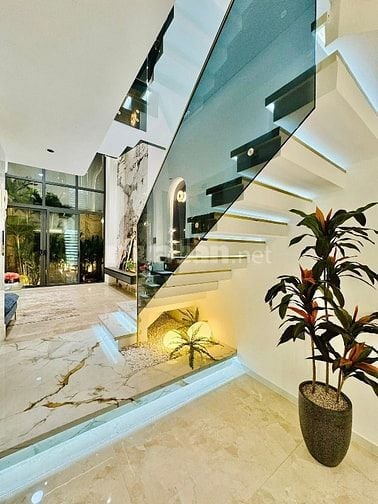 Cần vốn KD bán gấp nhà Gia Phú, P1, Q6. Chỉ 2,45tỷ. 64m2. Hẻm 6m