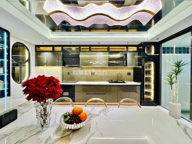 Cần vốn KD bán gấp nhà Gia Phú, P1, Q6. Chỉ 2,45tỷ. 64m2. Hẻm 6m