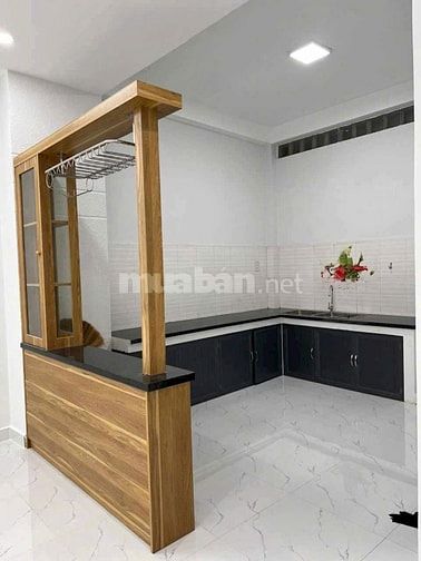 BÁN NHÀ 2 TẦNG ĐÚC XTT 8-4 HÓC MÔN GIÁ RẺ 3.58 TỶ 