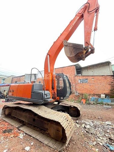 Thanh lý máy đào bánh xích Hitachi ZX200-1