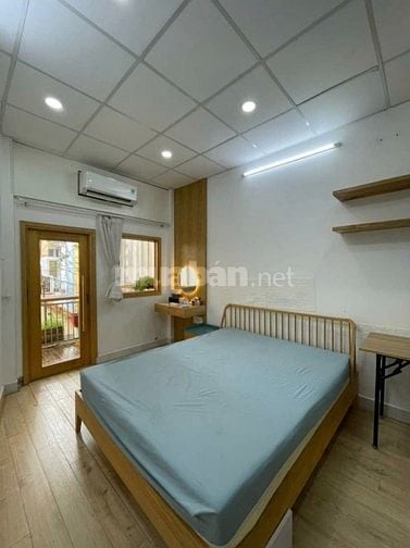 Lý Thường Kiệt Ngang 4m,5Tầng,5PN,Kinh Doanh Tốt,cạnh Chung Cư ,Trường