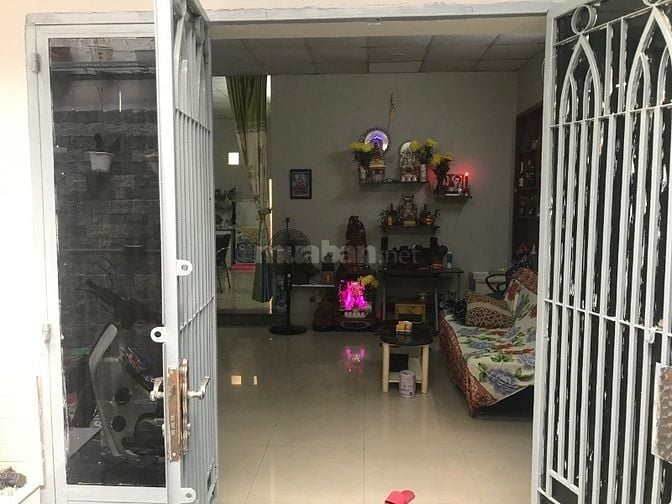 Cho thuê nhà 92,7 m2,đường nam lân 4, xã bà điểm, huyện hóc môn 