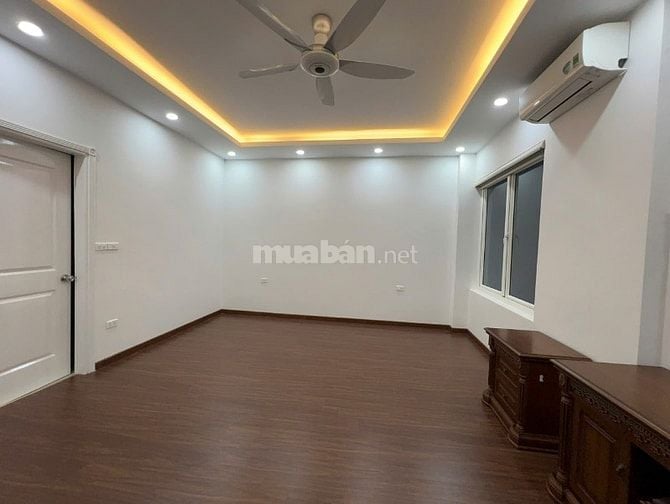 Cần gấp: Cho thuê lâu dài nhà chất lượng cao tại Âu Cơ, Q. Tây Hồ