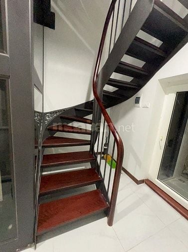 Cần gấp: Cho thuê lâu dài nhà chất lượng cao tại Âu Cơ, Q. Tây Hồ
