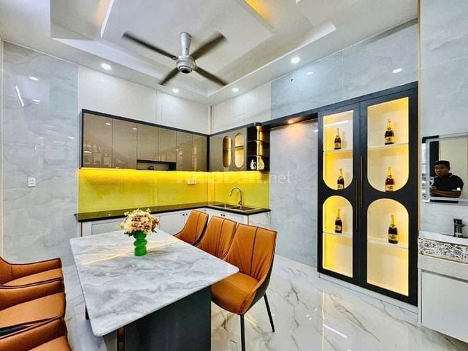 Bán giá ngộp! Căn ngay Lê Trực, Bình Thạnh 48,2m2 chỉ 2 tỷ 350 gần chợ