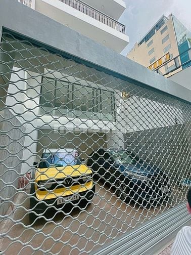 Tòa VP Phú Nhuận (Hầm + 4 lầu), 112 m², gần sân bay, giá 35 tỷ TL